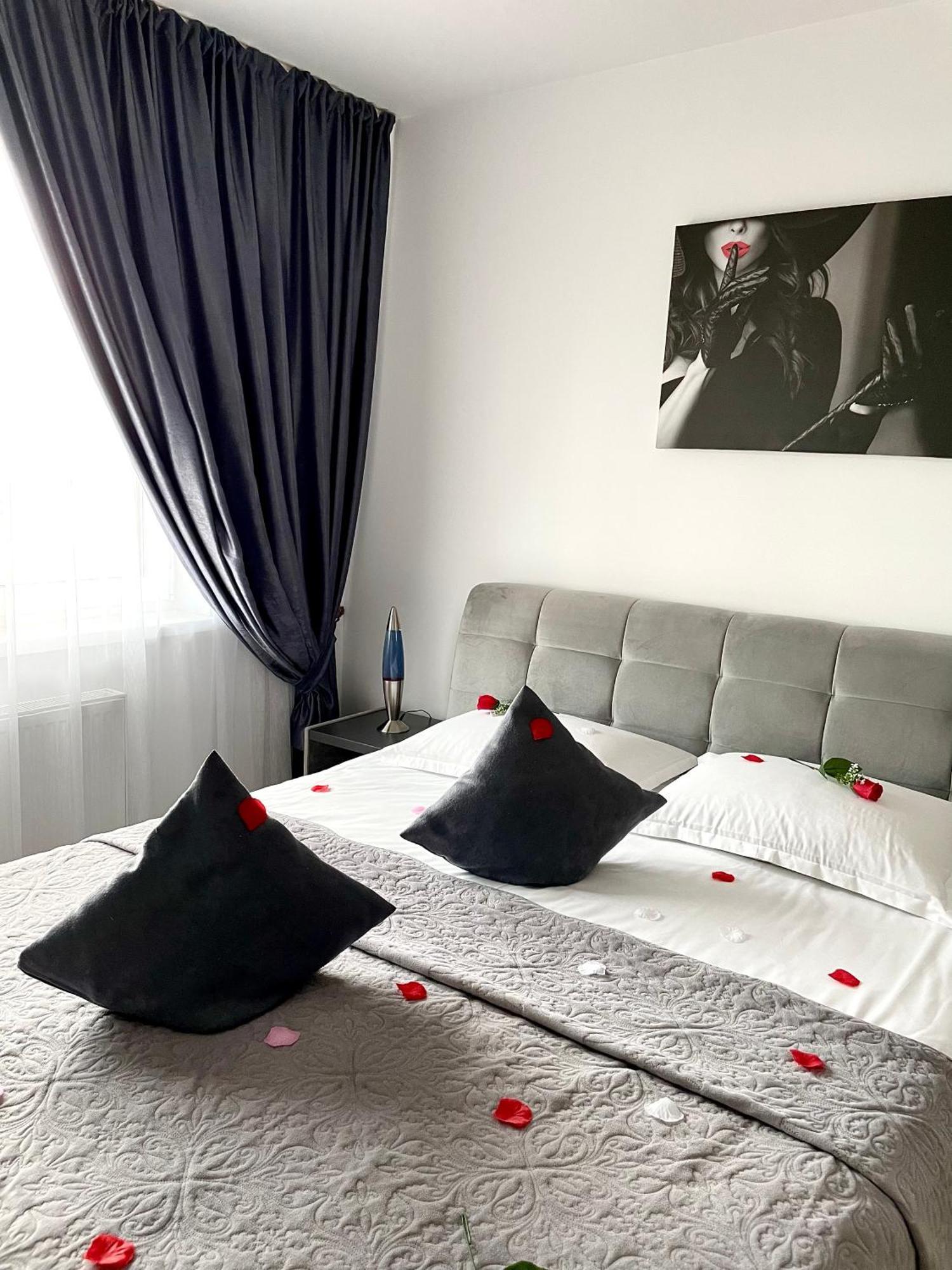 Apartamente Lux Sya Residence Brasov Ngoại thất bức ảnh